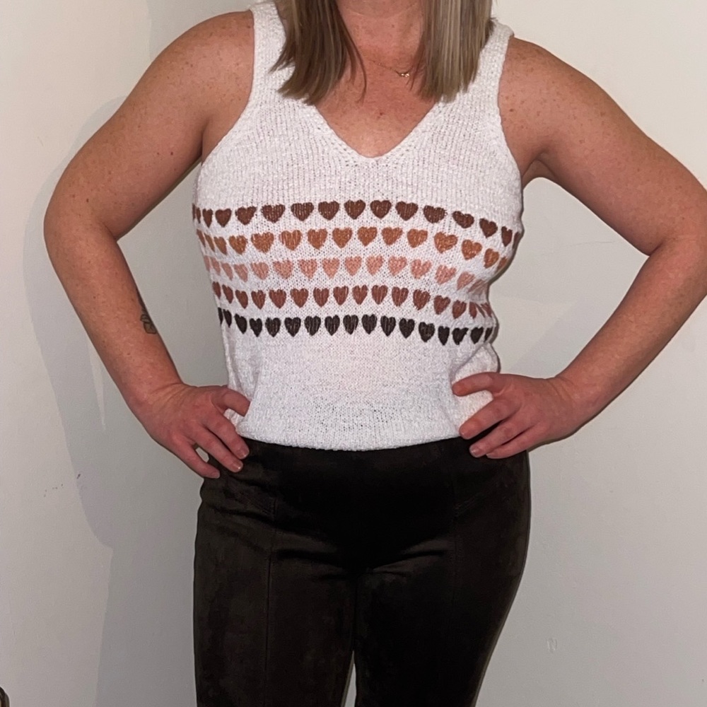 Knitted tank - Medium NWT
